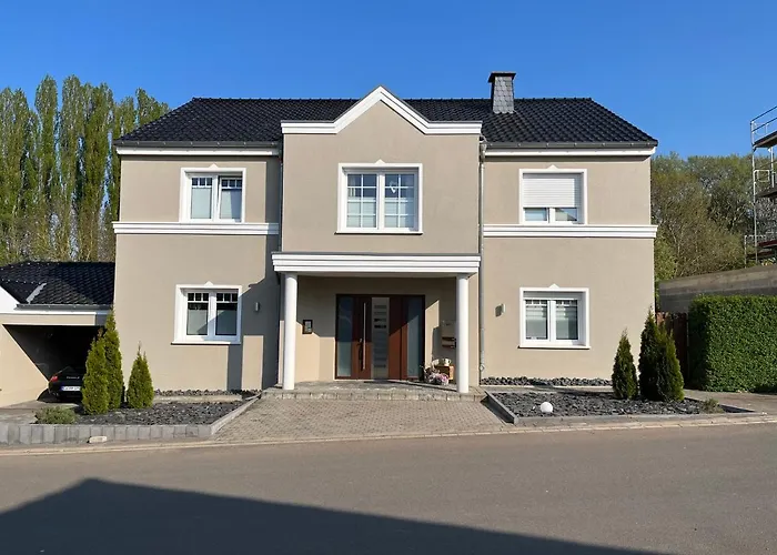 Alternative Zum Im Einfamilienhaus-eigenes Badezimmer Im Flur Pensión 4*