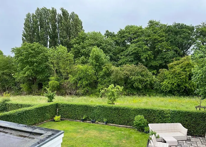 Alternative Zum Im Einfamilienhaus-eigenes Badezimmer Im Flur 4*